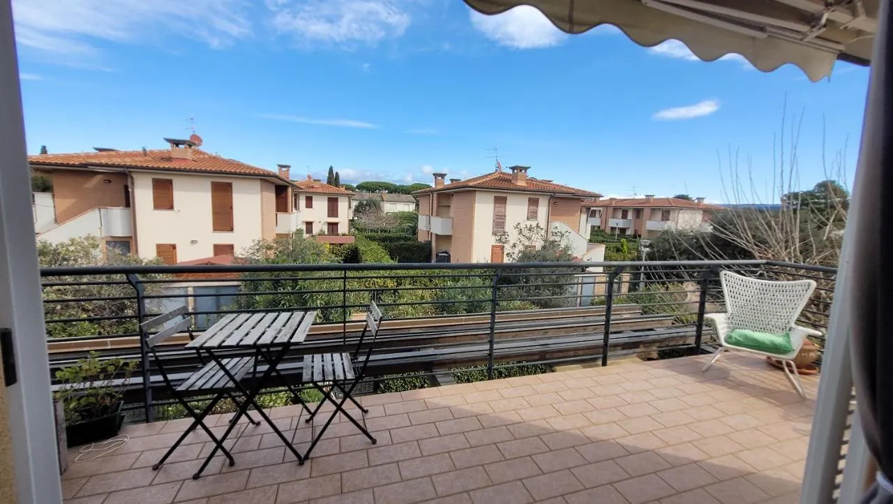 Salice Ottimo Trilocale Con Terrazza Pranzabile Apartment Marina di Castagneto Carducci
